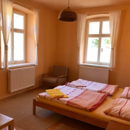 Pod Kalvarii Apartment Ustek